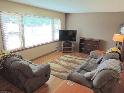 1210 9th Ave, Brainerd, MN 56401-2346