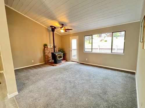 10683 Alta Sierra Dr, Grass Valley CA  95949-6847 exterior