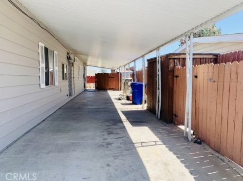 13751 Greenbriar Dr, Victorville, CA 92395-4919
