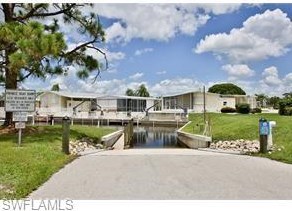 4693 Fiji Ln, Bonita Springs, FL 34134-7141