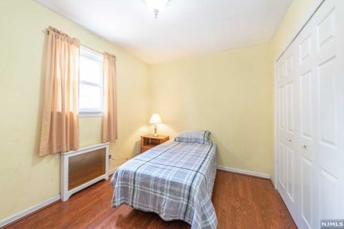 488 Lanza Ave, Outwater NJ  07026-2035 exterior