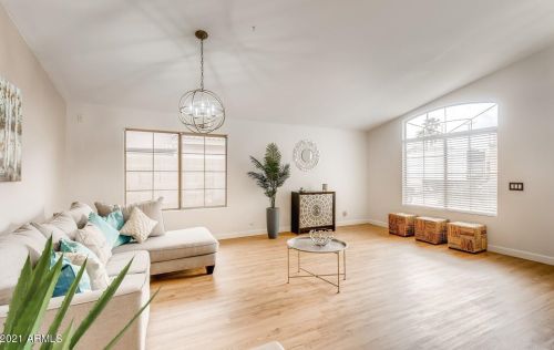 1930 Sage Brush St, Gilbert AZ  85296 exterior