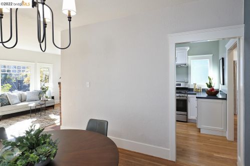 4215 Glen Ave, Oakland CA  94611-4349 exterior