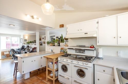 5567 Brunswick Ave, San Diego CA 92120-1903 exterior