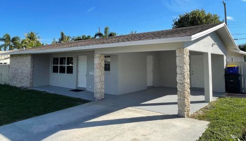 460 24th Ct, Boca Raton, FL 33431-7644