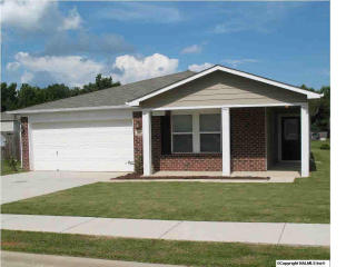 205 Kenneth Blvd, Madison, AL 35757-6952