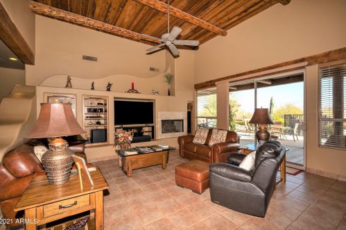 31824 142nd St, Scottsdale, AZ 85262-5827