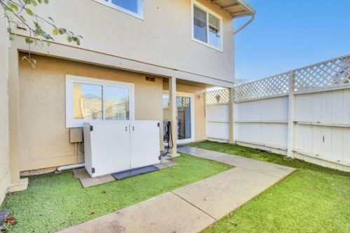 4200 Comet Cir, Union City CA 94587-4026 exterior