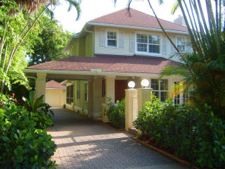 439 Seaspray Ave, Palm Beach FL  33480-4108 exterior