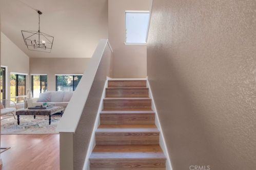 8 Alameda Park Cir, Chico CA 95928-4174 exterior