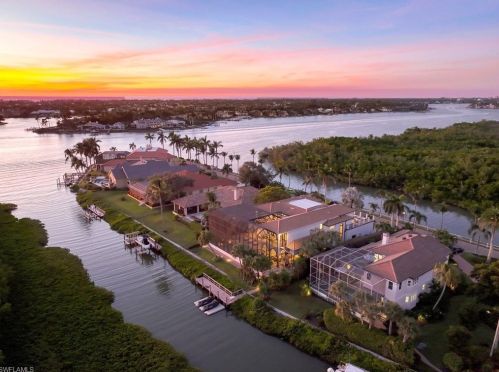 1450 Gulfstar Dr, Naples, FL 34112-6402