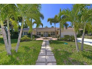 590 Commonwealth Pl, Sarasota, FL 34242-1248