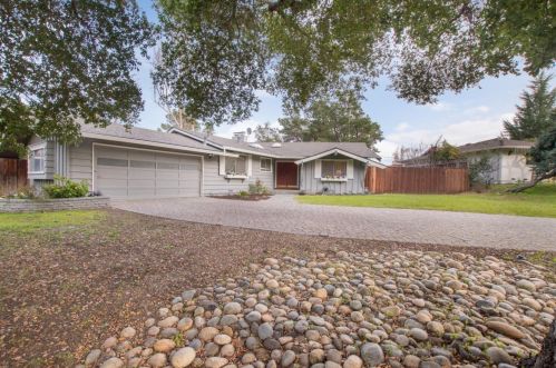 6730 Landerwood Ln, San Jose, CA 95120-5526