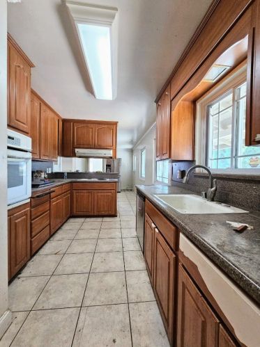 518 Cypress Ave, San Jose, CA 95117-1533