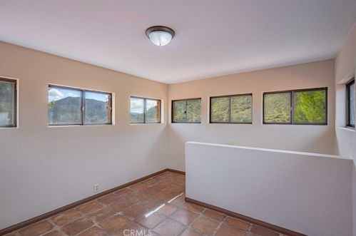 48703 De Luz Rd, Temecula CA  92590-4317 exterior