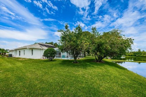 1863 Kinsmere Dr, New Port Richey FL  34655-4539 exterior