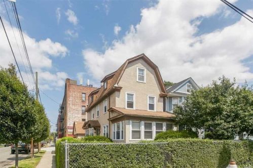 11804 91st Ave, Jamaica, NY 11418-3213