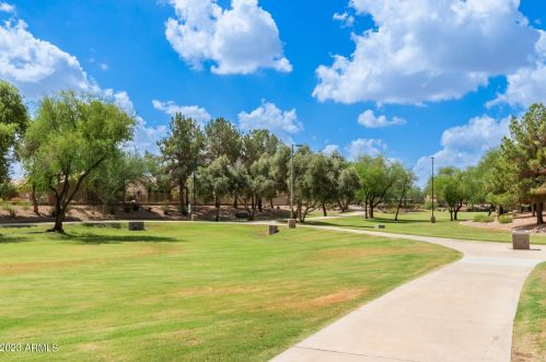 712 Ebony Way, Chandler AZ  85248-4445 exterior