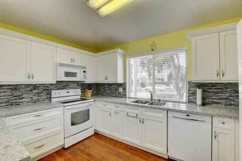 6746 Via Regina, Boca Raton FL  33433-3925 exterior