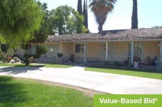 5376 White Ave, Fresno, CA 93727-2627