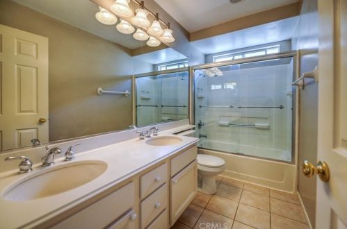 621 Sepulveda Pl, Placentia CA  92870-4292 exterior