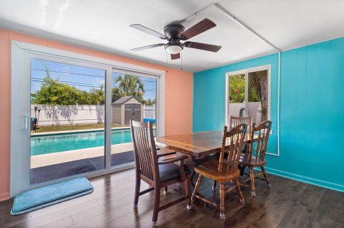 231 9th Ave, Boynton Beach FL  33435-3139 exterior
