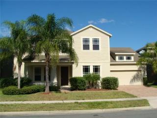 11924 Sheltering Pine Dr, Orlando, FL 32836-8830