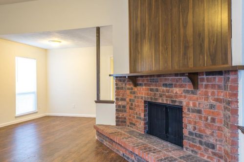 804 Cambridge Dr, Plano TX  75023-6804 exterior