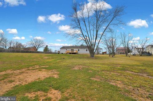 275 Georgetown Rd, Littlestown PA  17340-9757 exterior