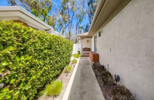 10430 La Vita Ct, San Diego, CA 92131-2338
