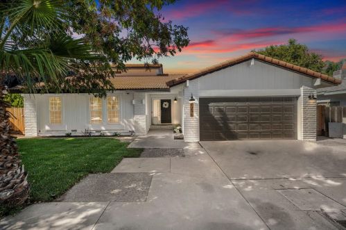 1211 Sonoma Ave, Modesto CA  95355-3920 exterior