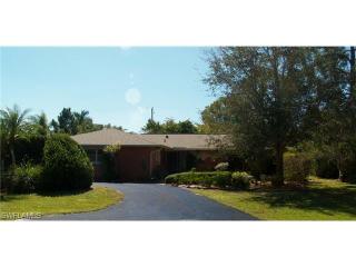 144 Kirtland Dr, Naples, FL 34110-1316