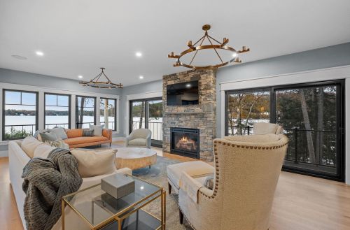 51 Keewaydin Dr, Alton NH  03810-4044 exterior