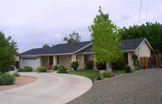 8261 Madera Ave, Hesperia, CA 92345-7130