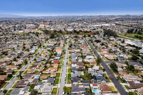 1101 Anderson Way, San Gabriel CA  91776-2919 exterior