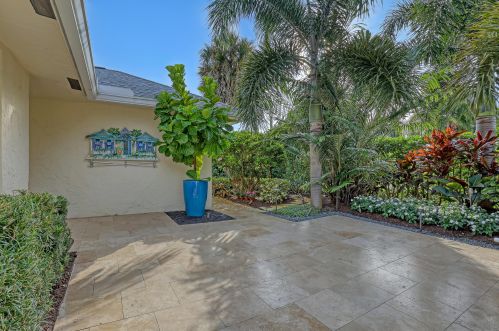 14942 Sand Pebble Ln, Delray Beach FL  33484-3537 exterior