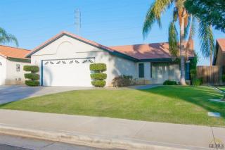 3114 Silverlake Dr, Bakersfield, CA 93312-5520