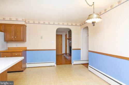 50 Ruel Ave, Hanover PA  17331-3423 exterior