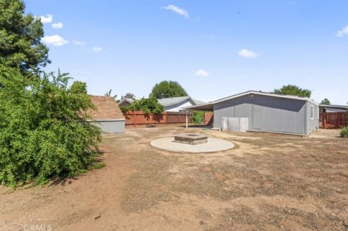 24799 Split Rail Rd, Wildomar CA  92595-9266 exterior