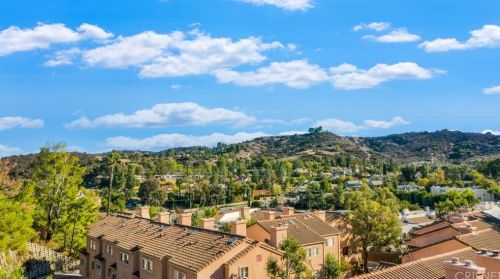 4349 Freedom Dr, Calabasas CA  91302-5147 exterior