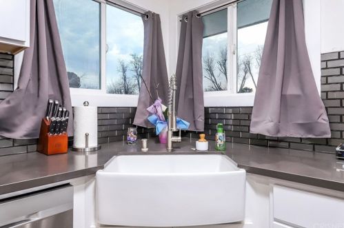 44502 Date Ave, Lancaster CA 93534-3515 exterior