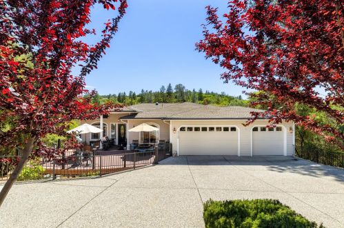 20380 Chaparral Cir, Lake Wildwood, CA 95946-8815