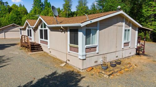 17481 New York House Rd, Brownsville, CA 95919-9703