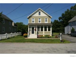 14 James St, Harriman NY  10926-3230 exterior