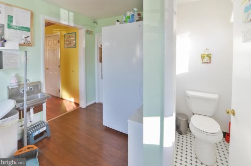 300 White Horse Pike, Camden NJ  08107-1309 exterior