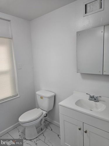 1207 Fillmore St, Philadelphia PA 19124-2906 exterior