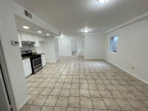 516 16th St, Union City NJ  07087-3227 exterior