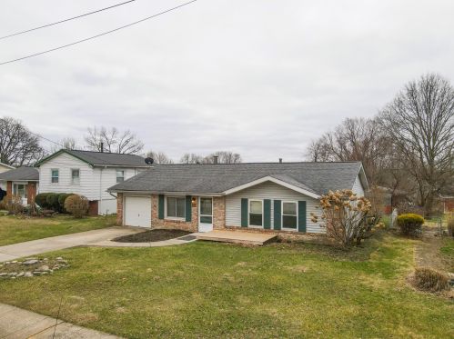 3347 Fir Tree Ln, Covington, KY 41018-1243
