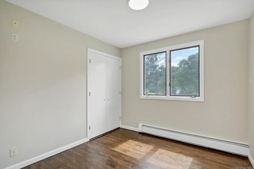 2780 Denby Dr, Yorktown Hgts NY  10598-3016 exterior
