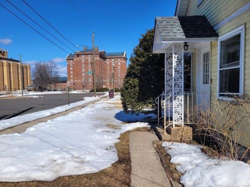 71 Sefton Dr, New Britain, CT 06053-2548